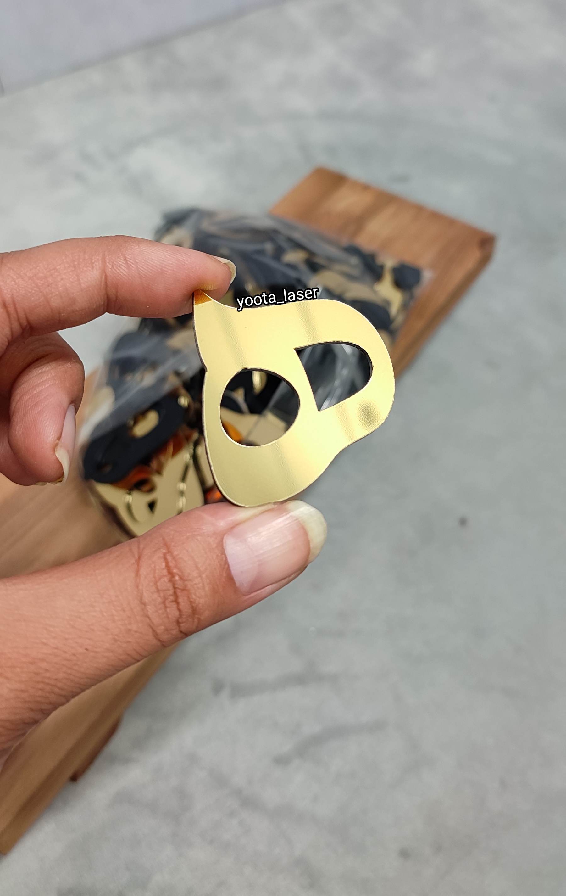 بیس گوشواره