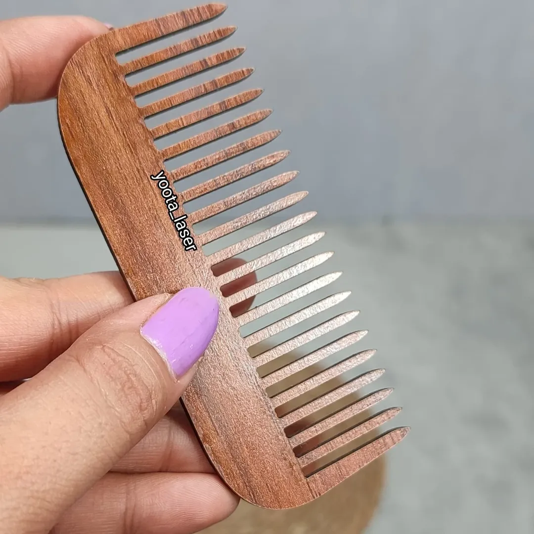 شانه عروسک